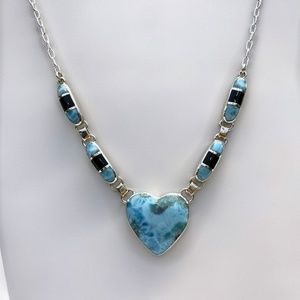 Meet your Posher, Joy